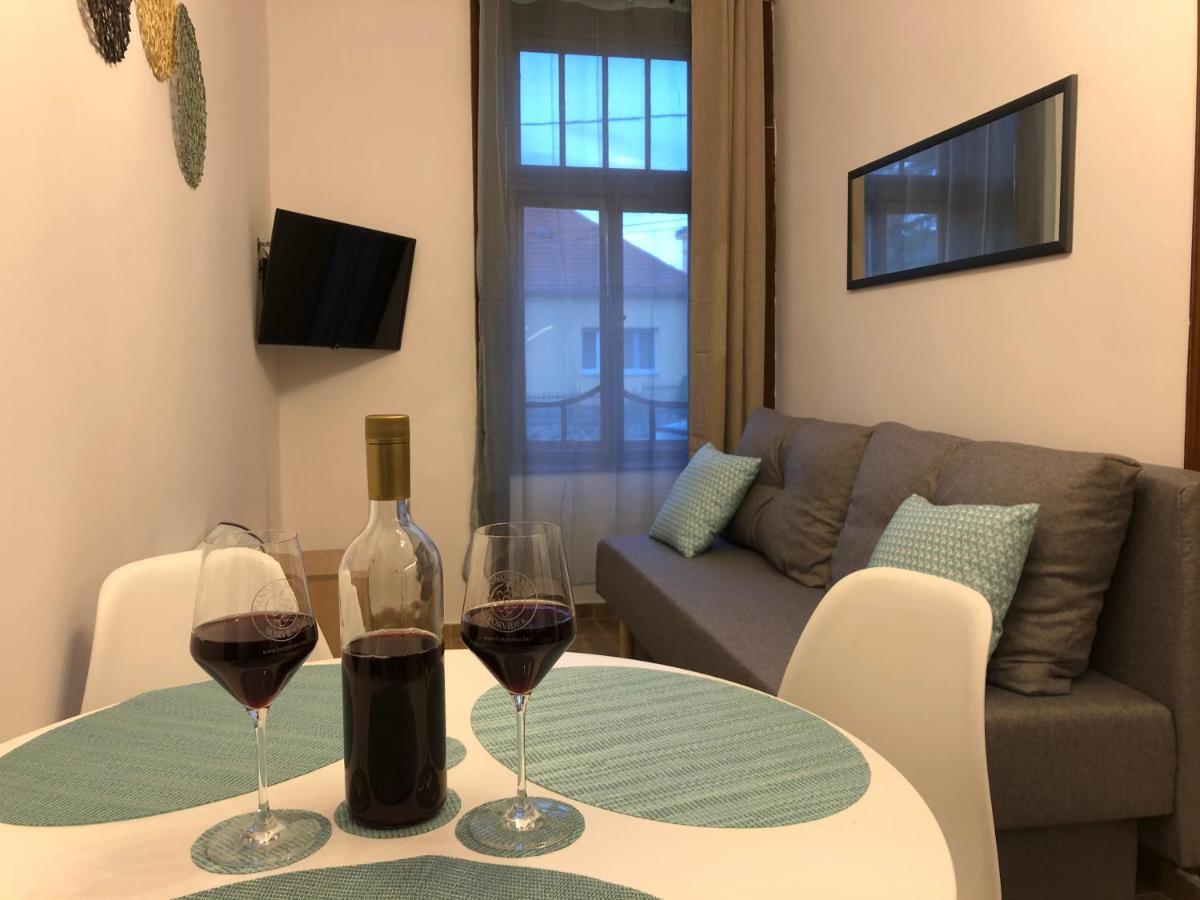 Il-Lak Apartment بانونهالما المظهر الخارجي الصورة